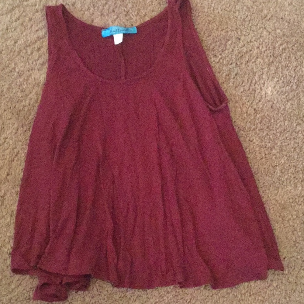 Sleeveless shirt